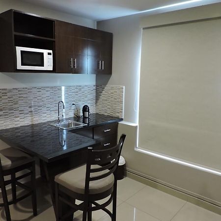 Suites Hamburgo Mexico City Exterior photo