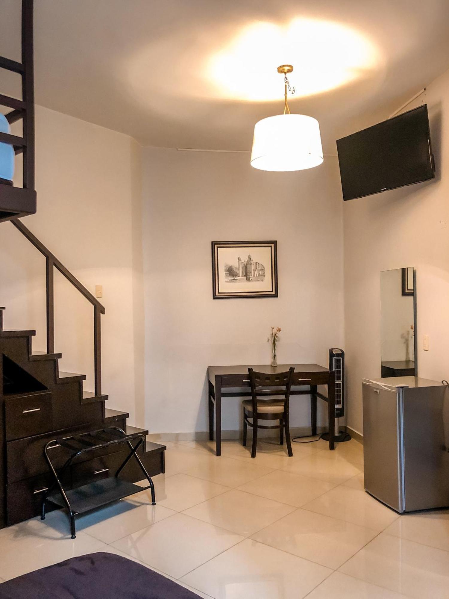 Suites Hamburgo Mexico City Exterior photo