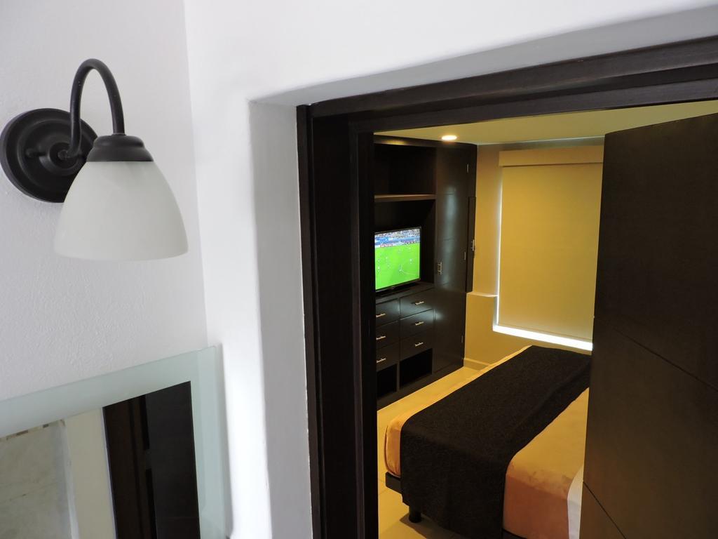 Suites Hamburgo Mexico City Exterior photo