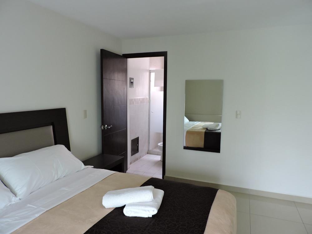 Suites Hamburgo Mexico City Exterior photo